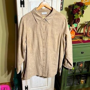 AVENUE Blouse FINAL PRICE 🎉